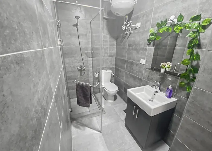 3Br 2Ba Retreat With Four Pools Gym And Onsite Dining Close To El Gouna